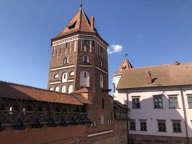 По камню, вину и хлебу в изысканное Гродно