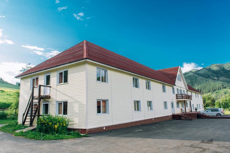 Маральник "Лесная сказка" (Солонешенский р-н) / Уч-Энмек (Онгудайский р-н) / Этно-глэмпинг "Алтайское кочевье" (р-н Нижней Катуни)