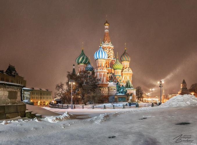 Новогодняя Москва: волшебство под звёздами