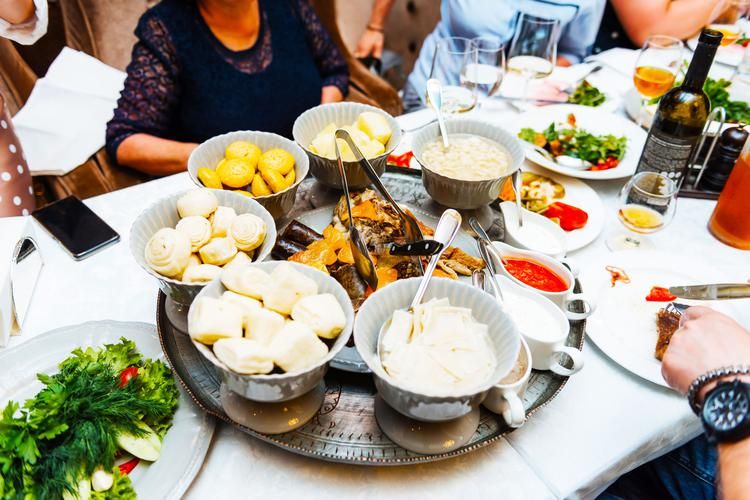 Автобус| Масленица, что смеялась в Твери — где каждый блин был песней