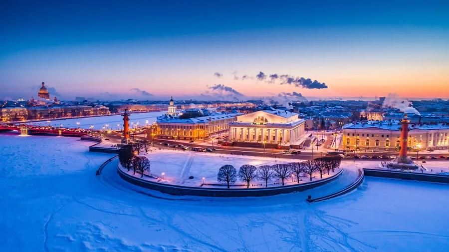 Тайны музейных кладовых: редкие коллекции Петербурга
