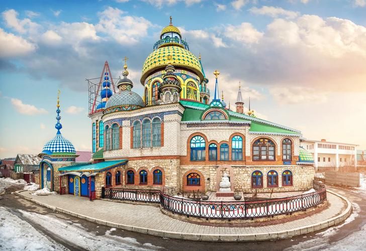 Казань: переплетение эпох