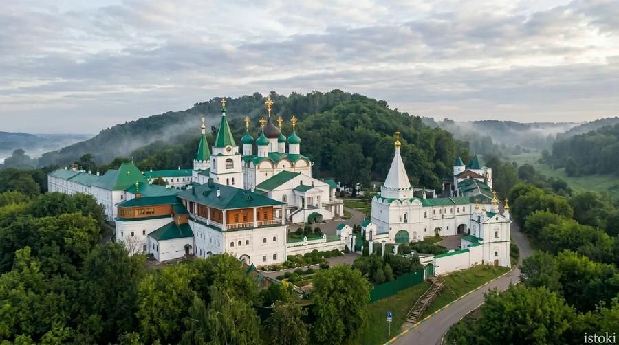 Пламя и золото хохломы: открываем секреты старинного промысла